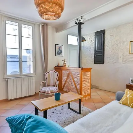 Apartment La Genereuse #patio #hyper-centre #4 Personnes Cognac